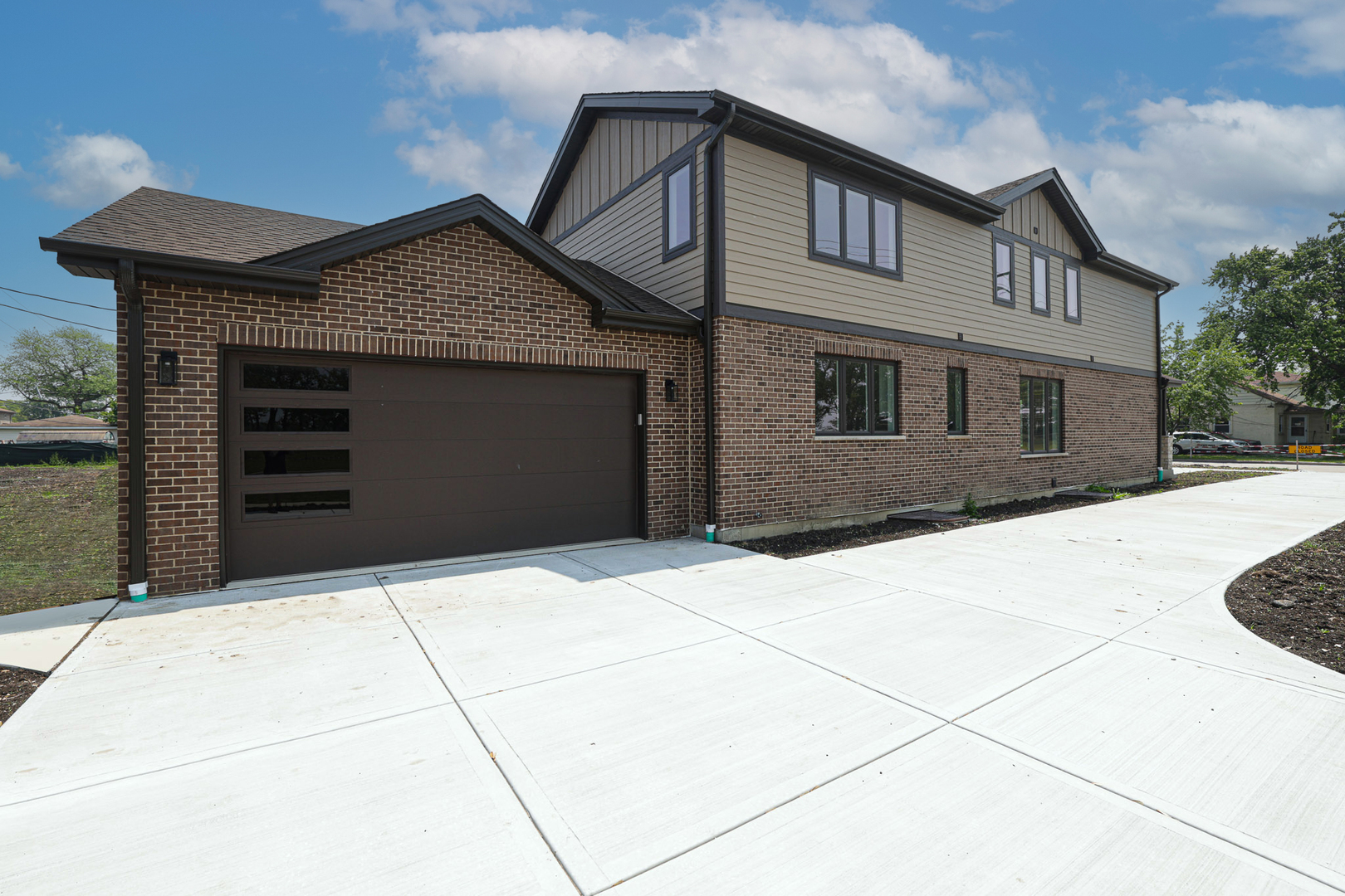 7948 W 74TH Street, Bridgeview, IL