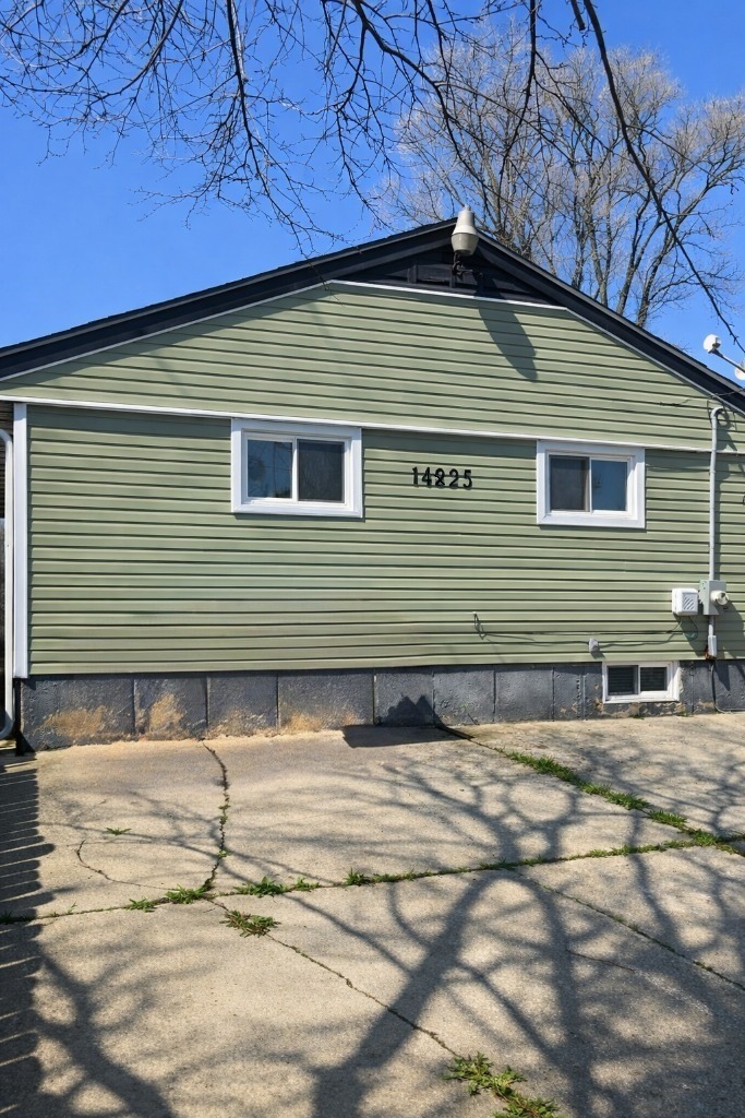 14825 Maplewood Avenue, Harvey, IL