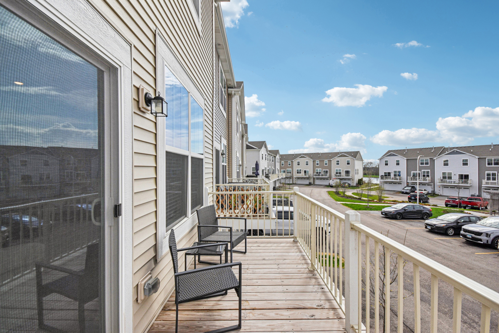 1077 Moraine Drive, South Elgin, IL