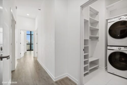 235 W Van Buren Street #2213, Chicago, IL