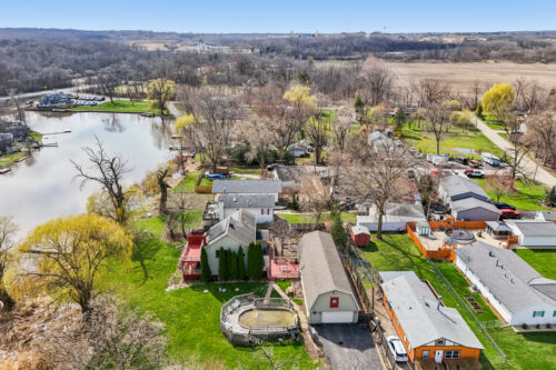 27884 W Riverside Drive, Antioch, IL
