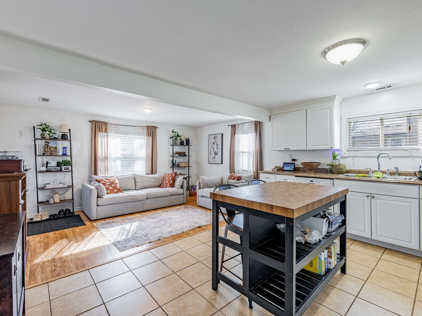 14624 Kenton Avenue, Midlothian, IL