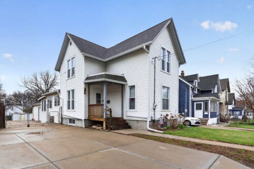 1210 Fairview Avenue, Rockford, IL