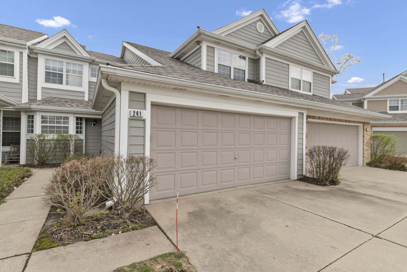 241 Woodstone Circle, Buffalo Grove, IL