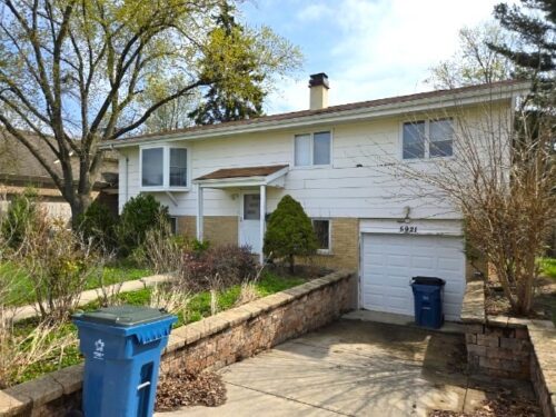 5921 Blodgett Avenue, Downers Grove, IL