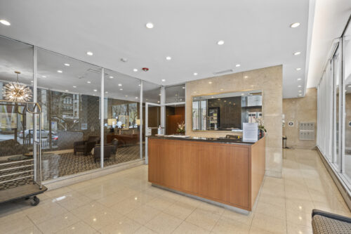 850 N DeWitt Place #7E, Chicago, IL