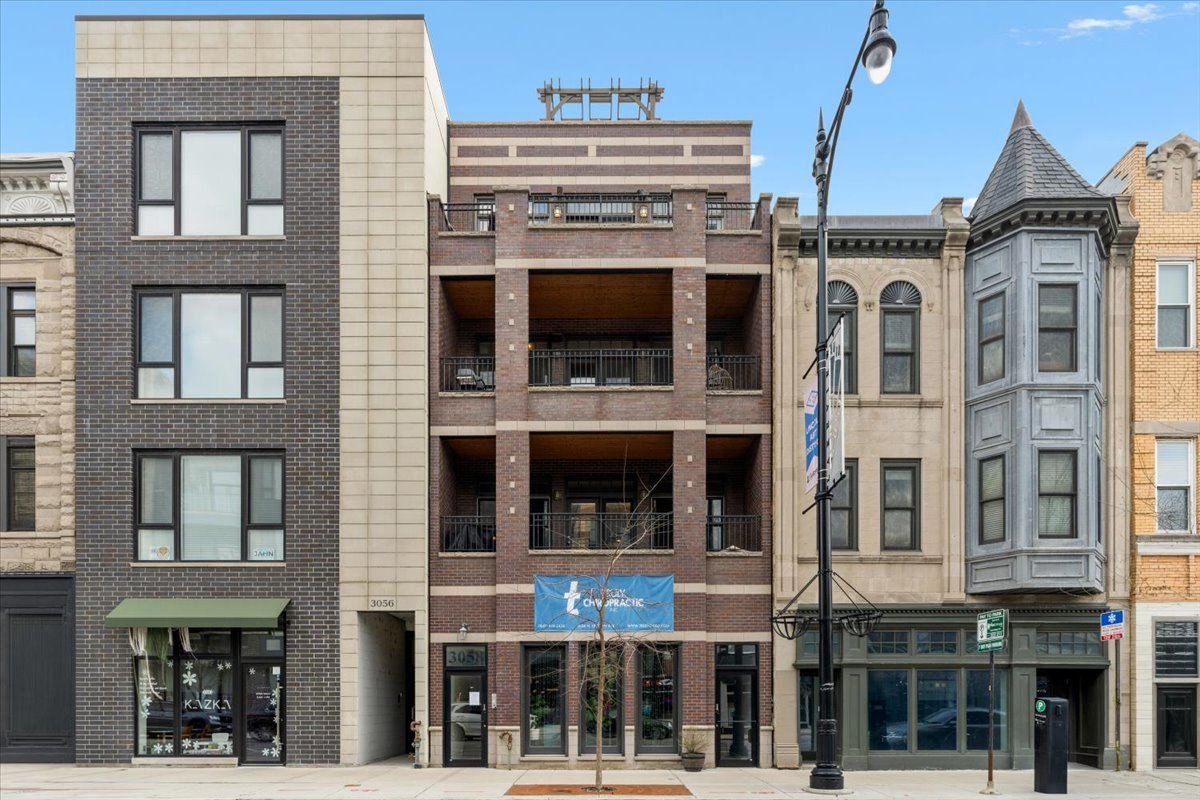 3058 N Lincoln Avenue #3, Chicago, IL