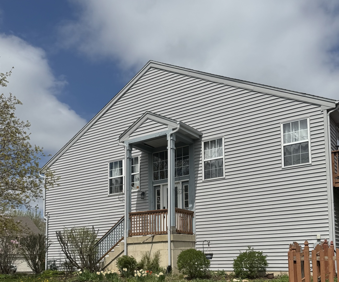 99 Seton Creek Drive, Oswego, IL