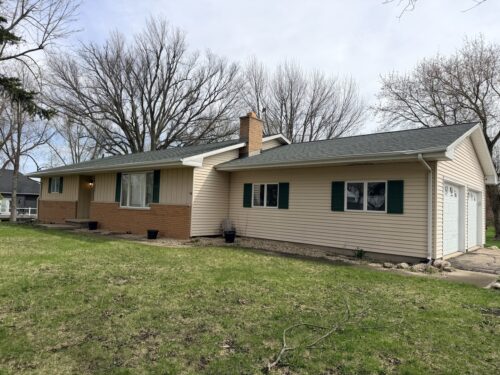 734 1st Street, West Brooklyn, IL