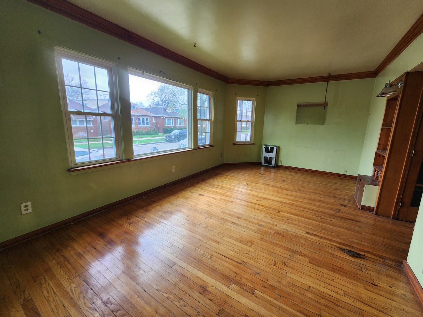 8716 S Laflin Street, Chicago, IL