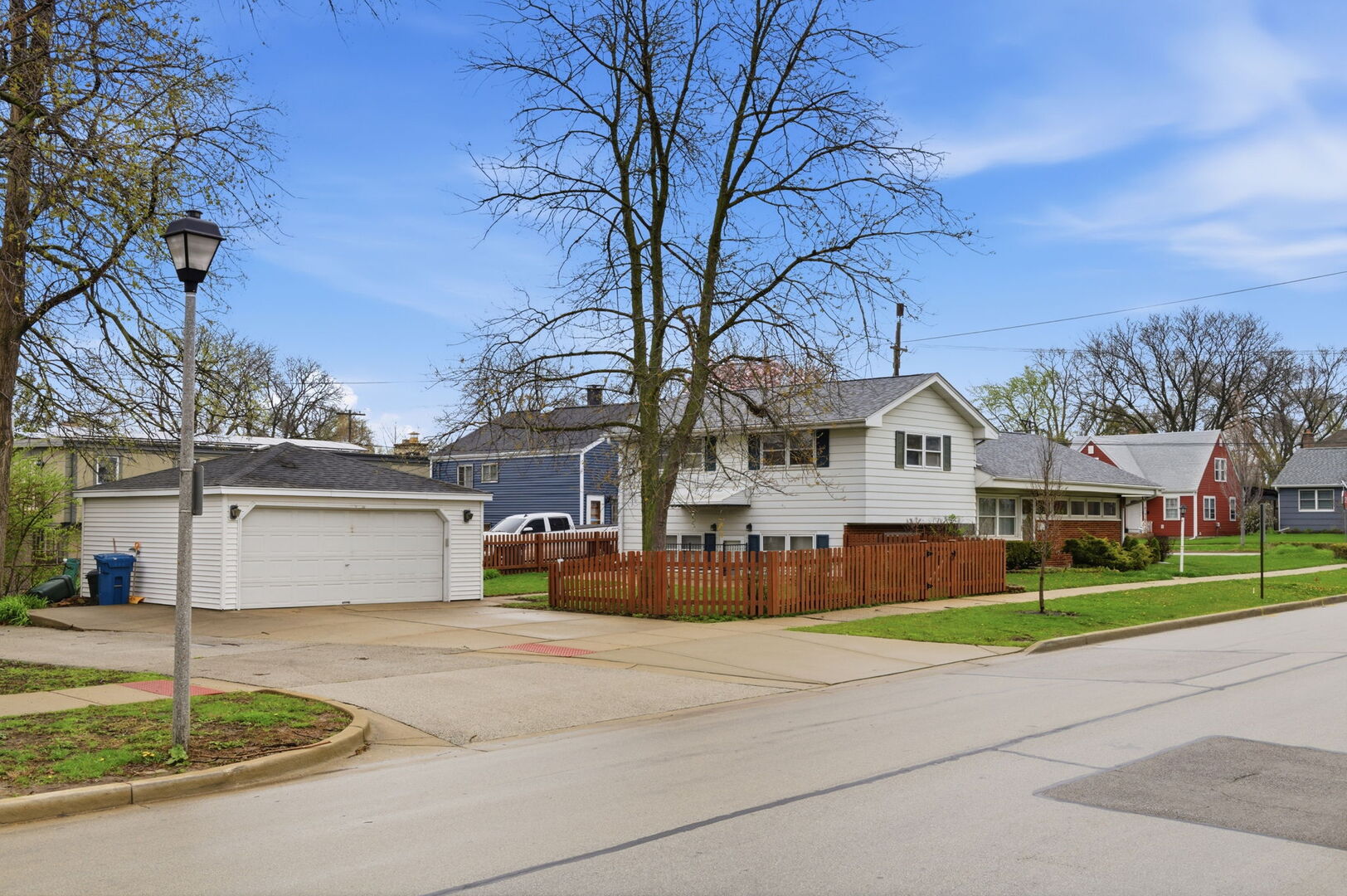 155 E Madison Street, Elmhurst, IL