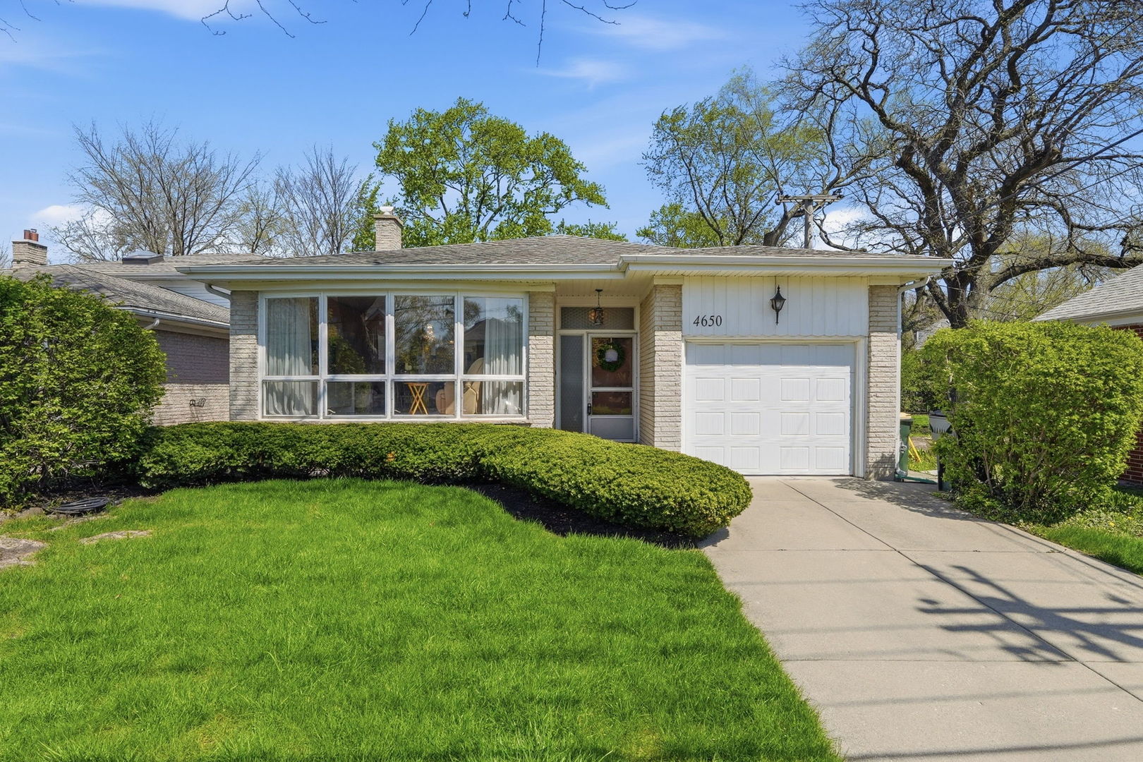 4650 W Lunt Avenue, Lincolnwood, IL
