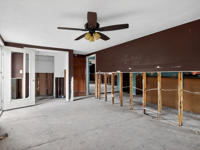 5801 Oakcrest Road, Springfield, IL