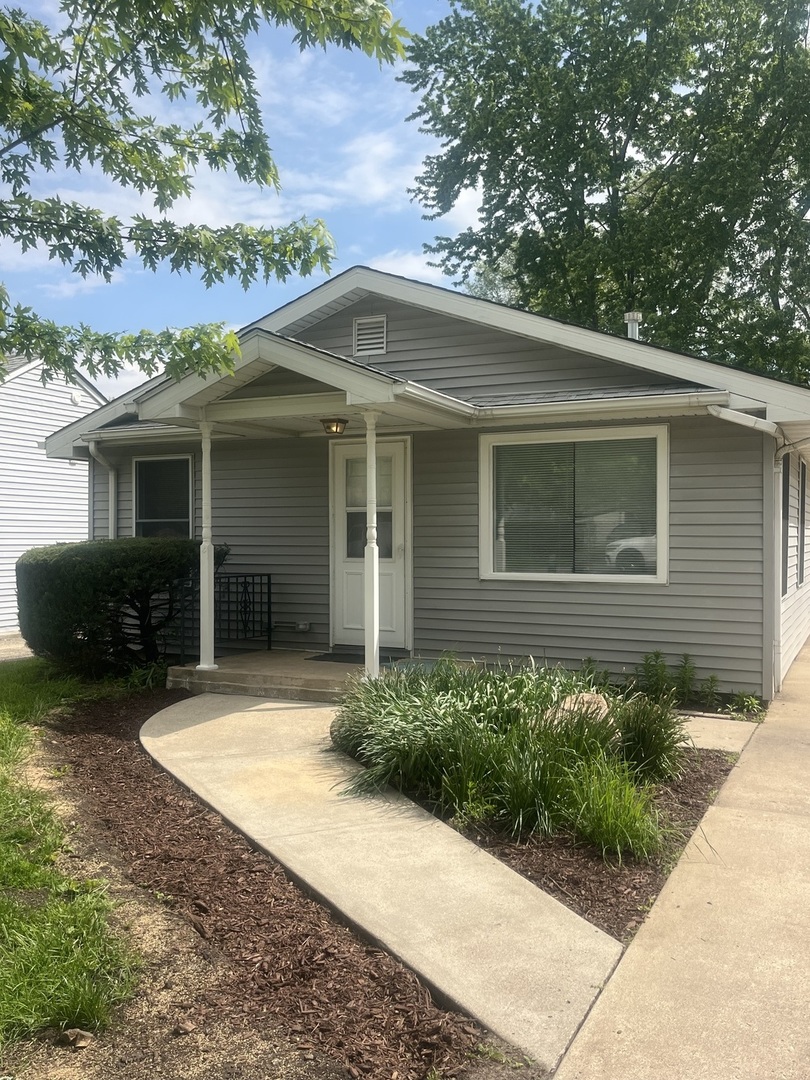 208 Independence Avenue, Joliet, IL
