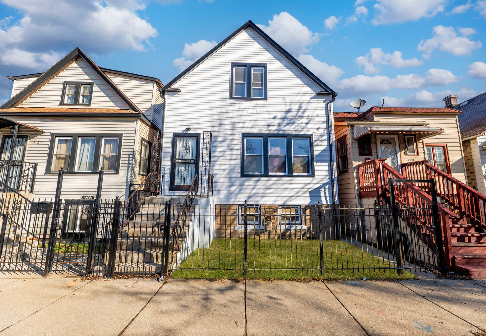 4924 W Congress Parkway, Chicago, IL