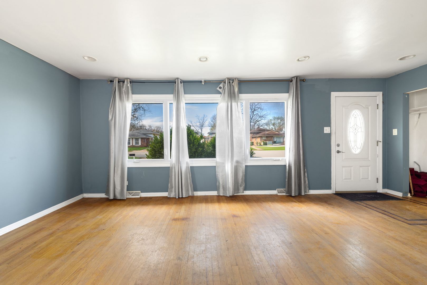 14475 LINCOLN Avenue, Dolton, IL