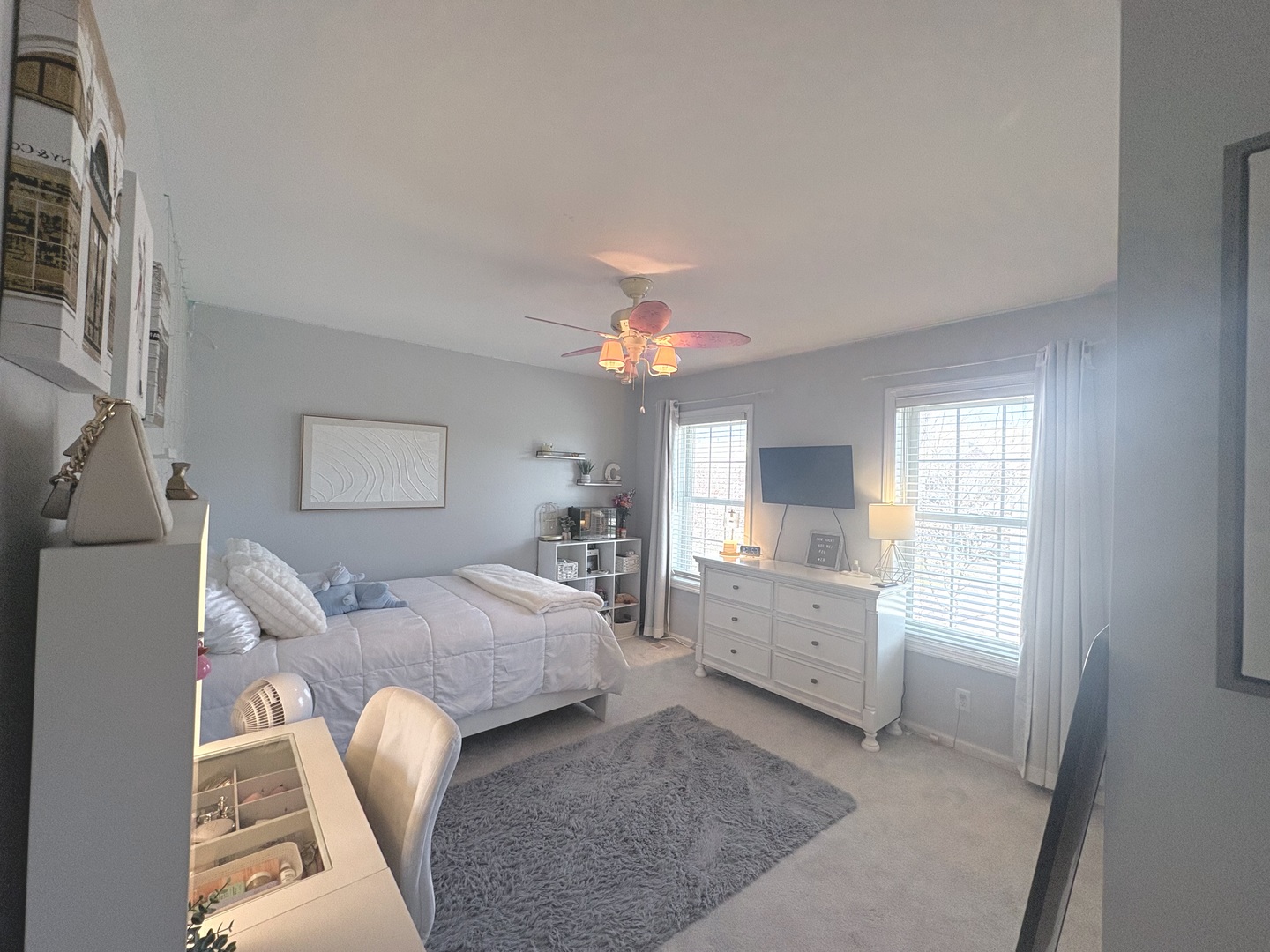 N552 W Weaver Circle, Geneva, IL