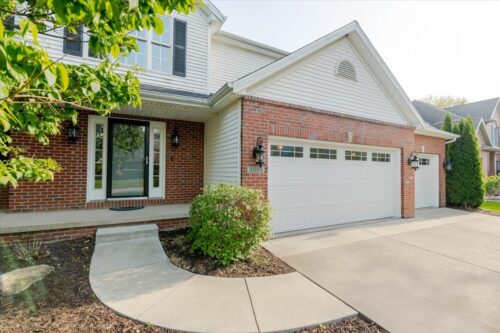 3505 Baldocchi Drive, Bloomington, IL