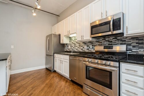 6 S Laflin Street #523, Chicago, IL