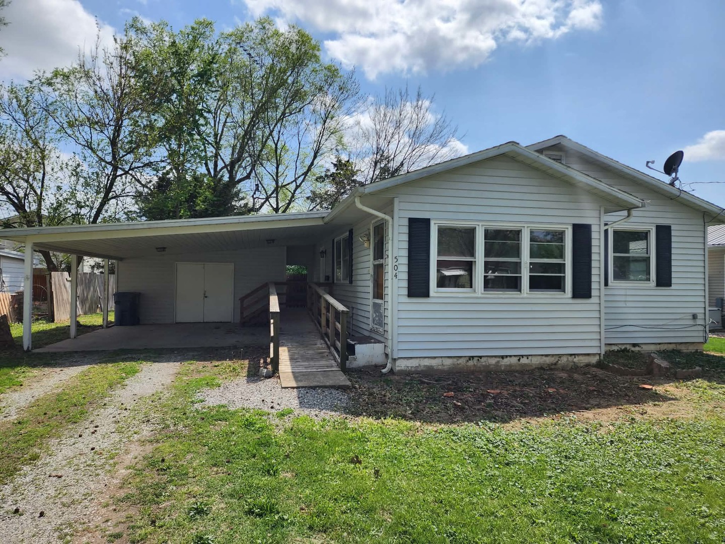 504 W 5th Street, Benton, IL