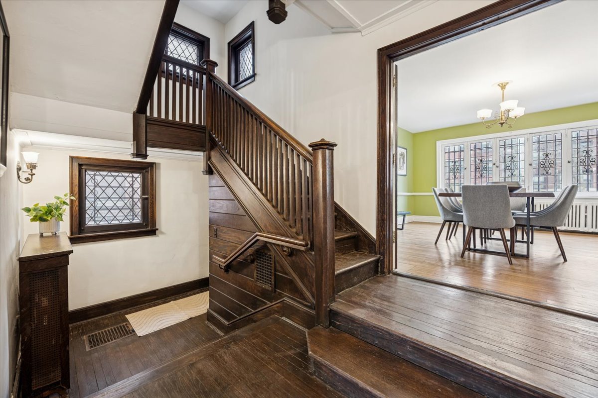 5309 S Greenwood Avenue, Chicago, IL