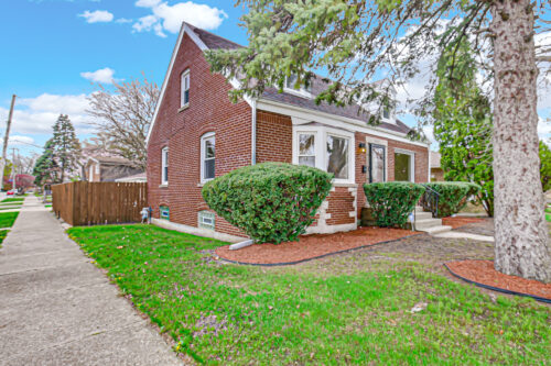 302 W 145th Street, Riverdale, IL