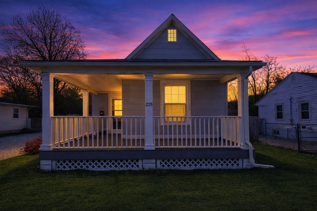 2285 W Center Street, Decatur, IL