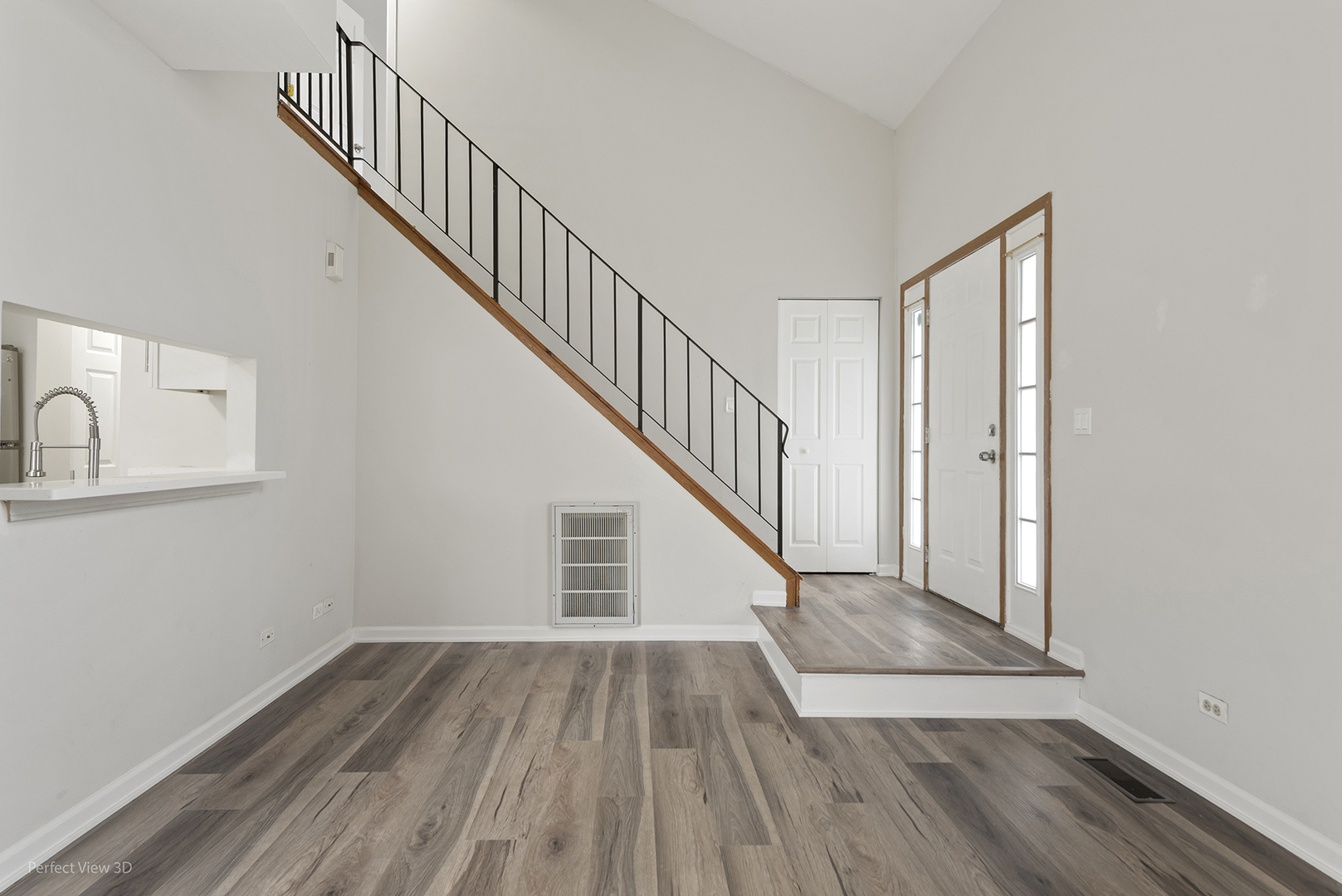 231 IVY Court #231, Streamwood, IL