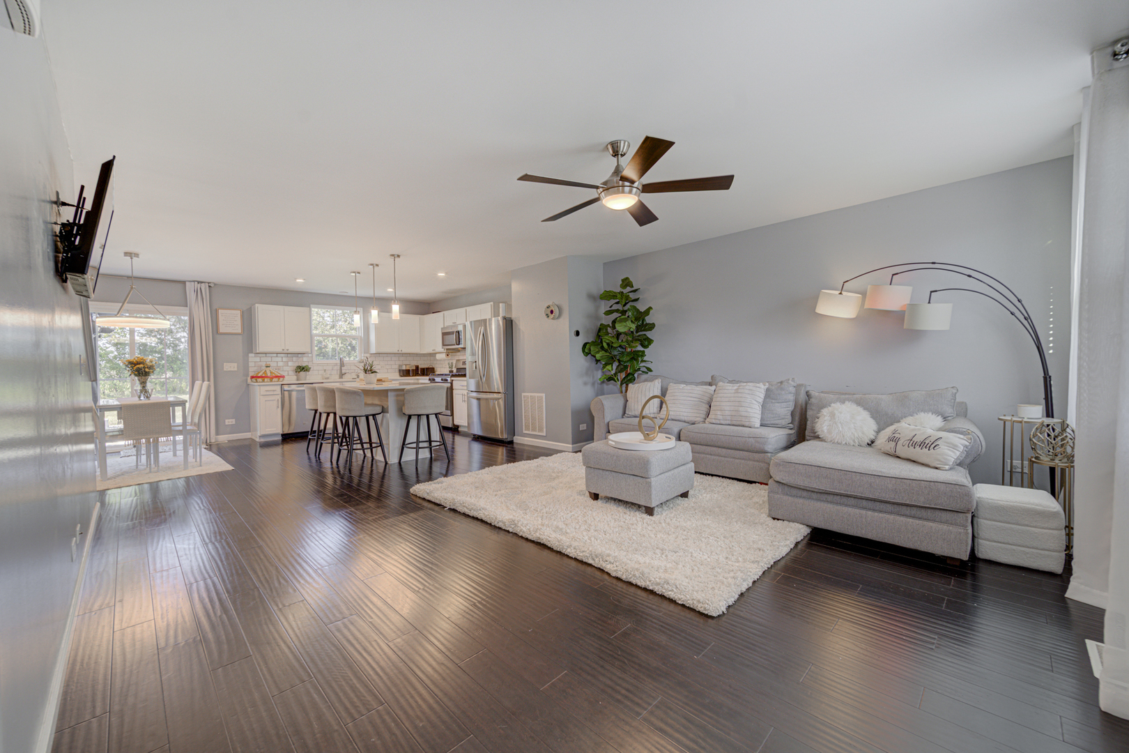 3323 Caledonia Drive, Yorkville, IL