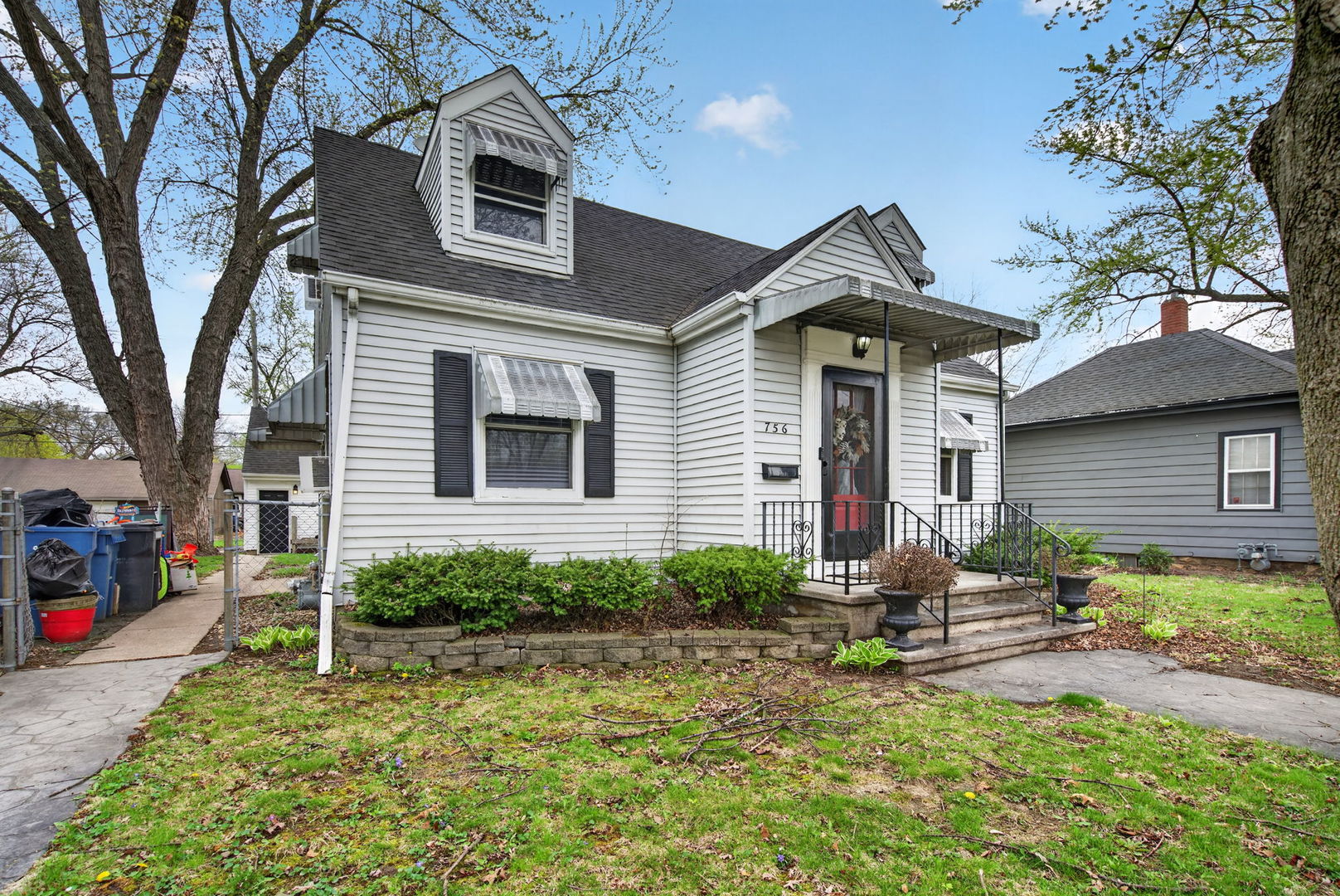 756 Douglas Street, Morris, IL