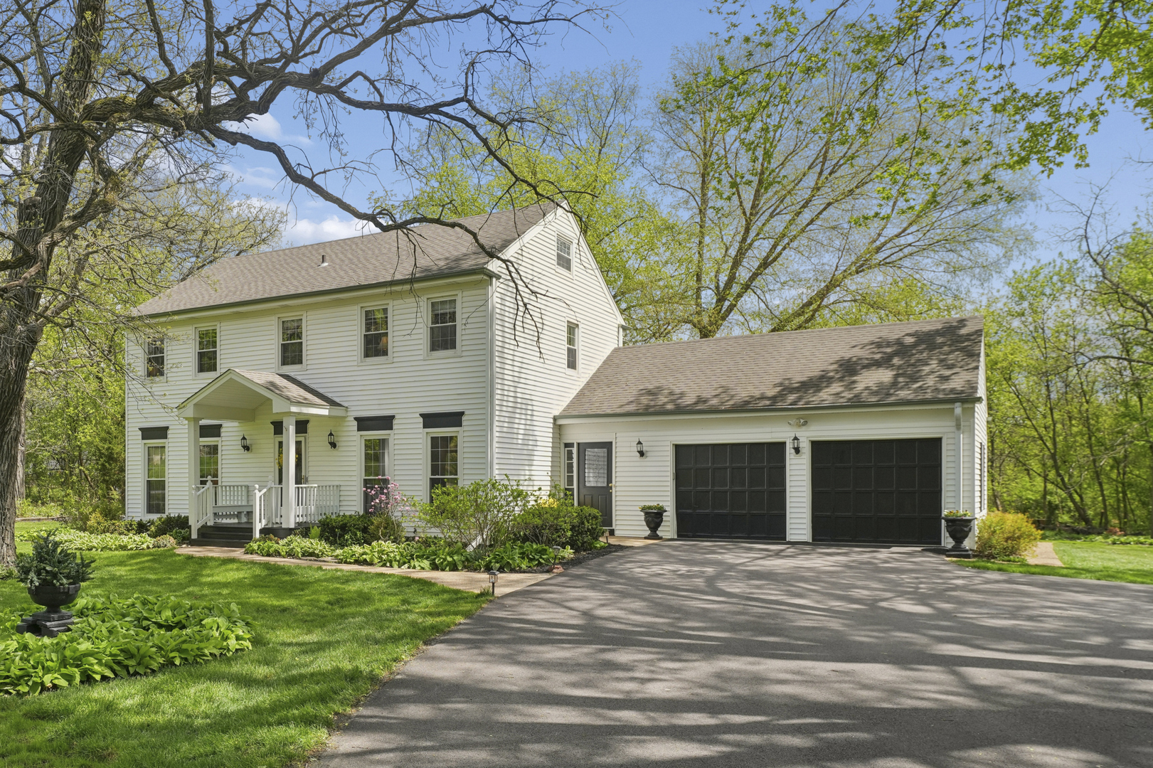 21063 N Middleton Drive, Kildeer, IL