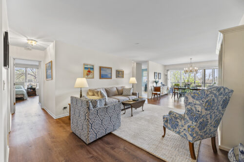 3100 Lexington Lane #201, Glenview, IL