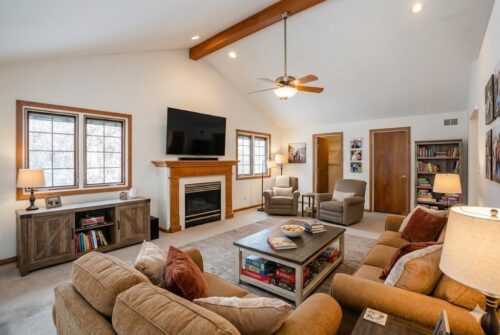 3843 Springdale Avenue, Glenview, IL