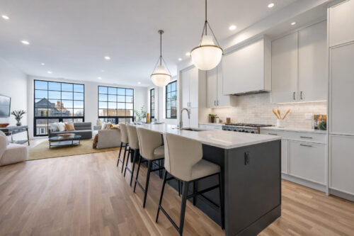 2129 N Damen Avenue #2S, Chicago, IL