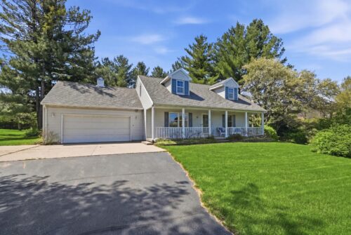 405 Mississippi Drive, Dixon, IL