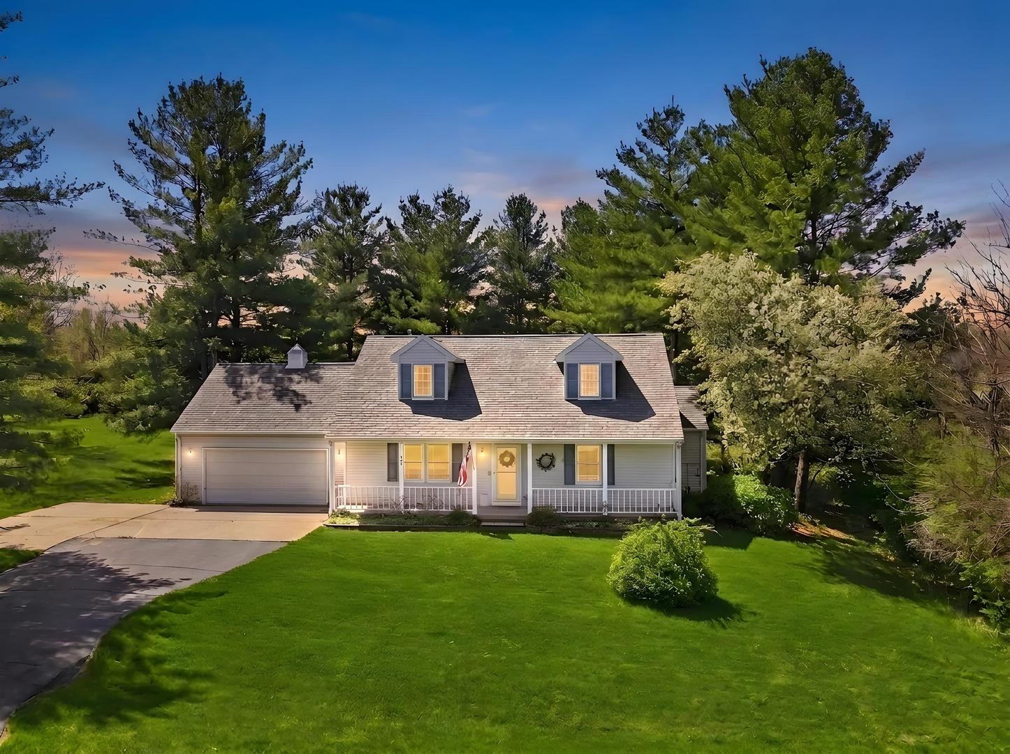 405 Mississippi Drive, Dixon, IL