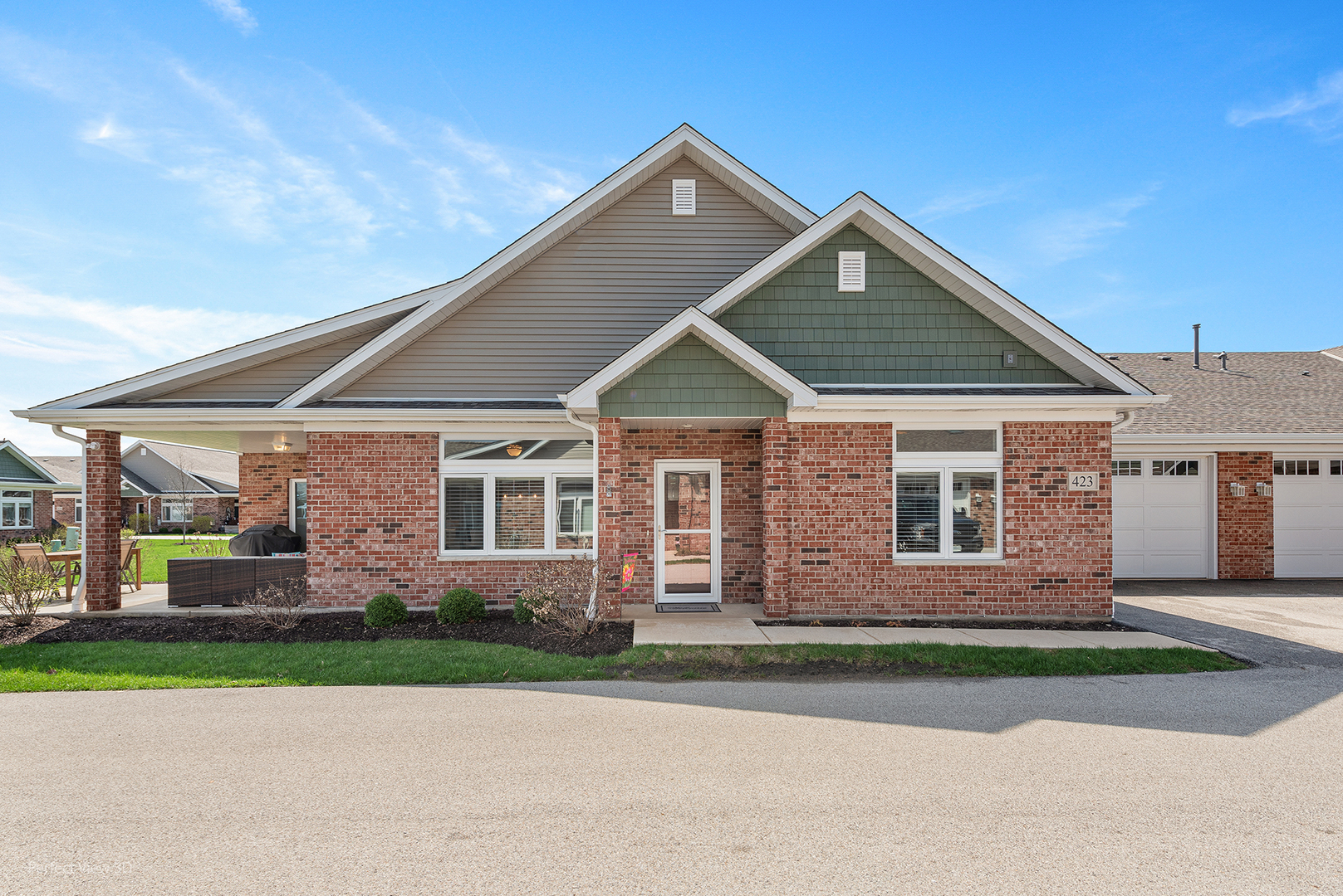 423 Stearn Drive #423, Genoa, IL