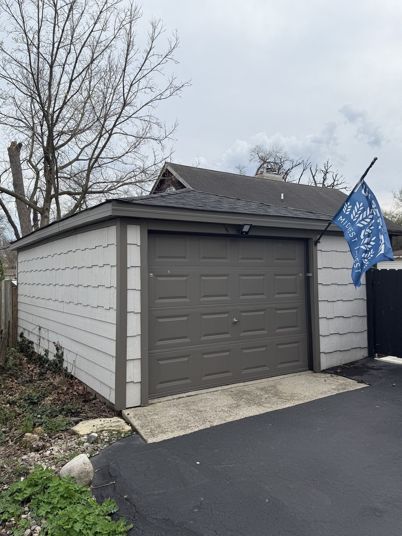 949 Kenyon Street, Downers Grove, IL