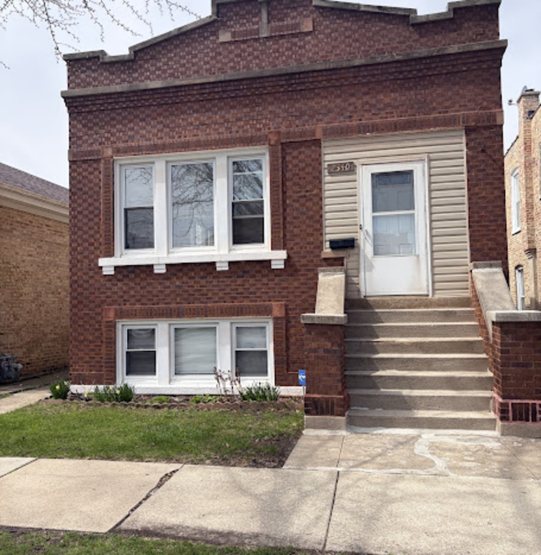 2340 Harvey Avenue, Berwyn, IL
