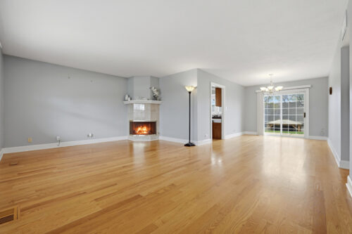 225 Wilmslow Lane, Schaumburg, IL