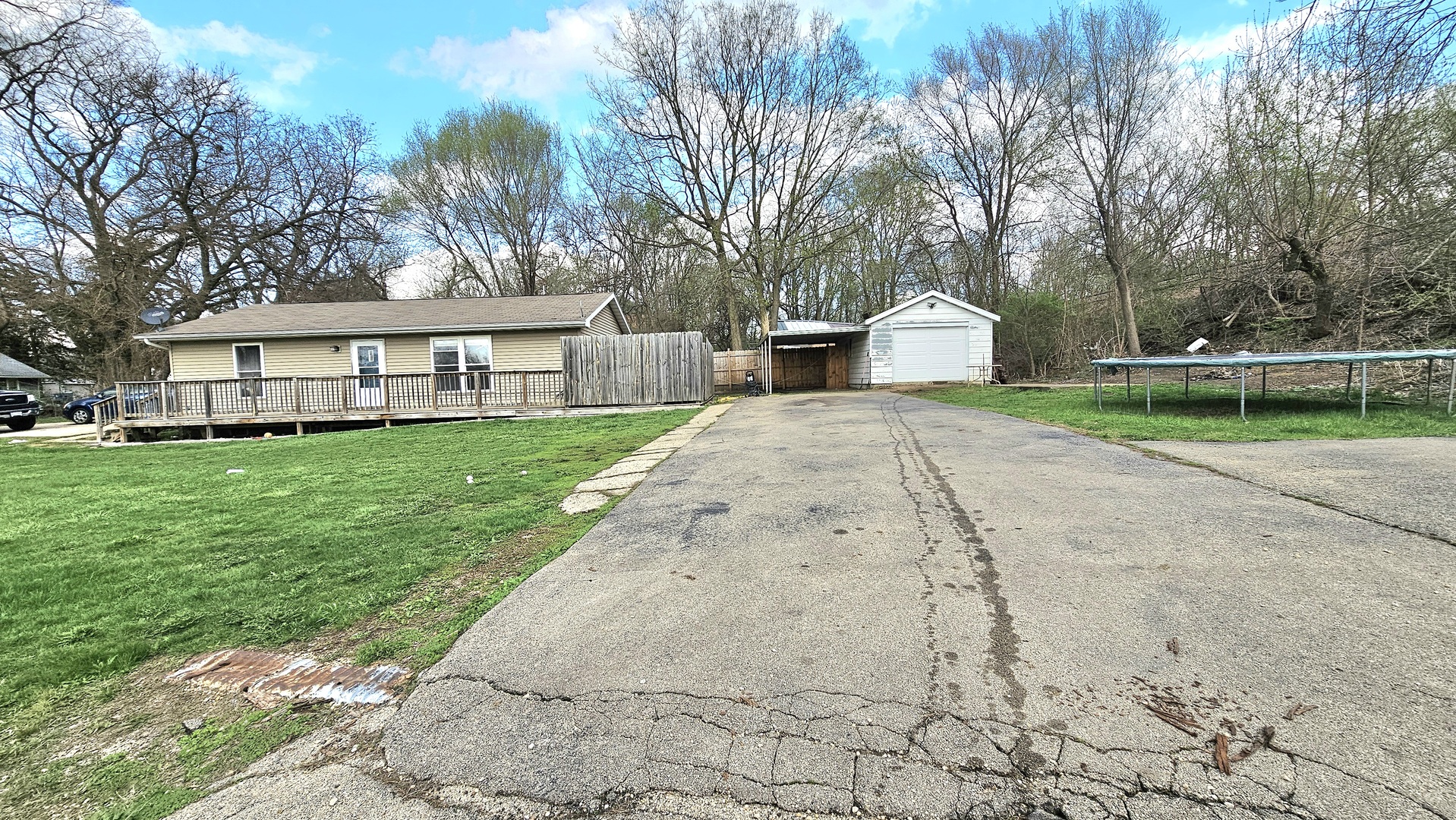 1100 S Lincoln Avenue, Dixon, IL