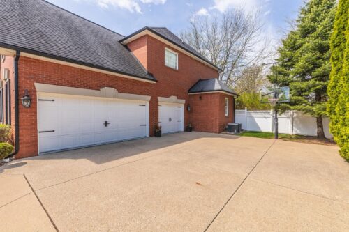 33 Derby Way, Bloomington, IL