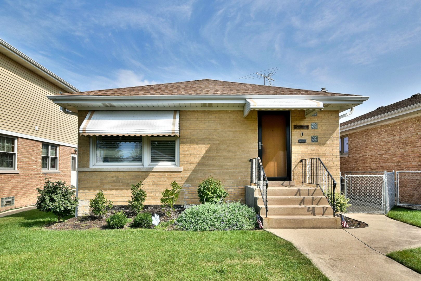 7309 N Ottawa Avenue, Chicago, IL