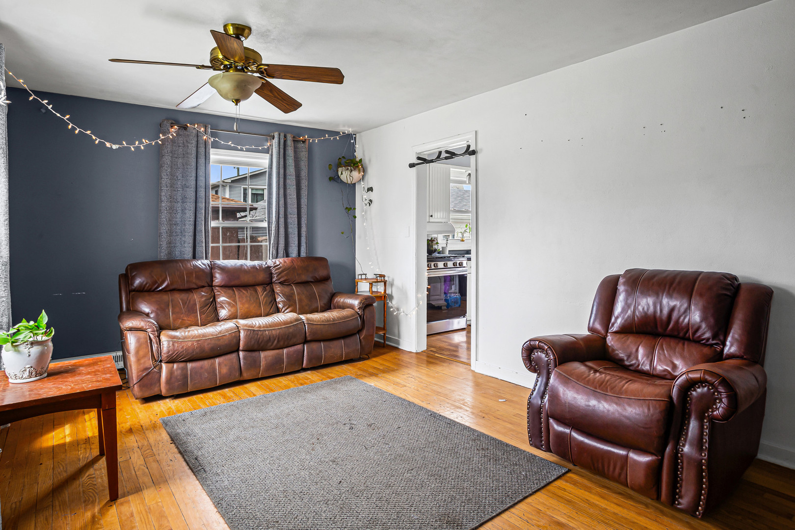 943 LILAC Lane, Highland Park, IL