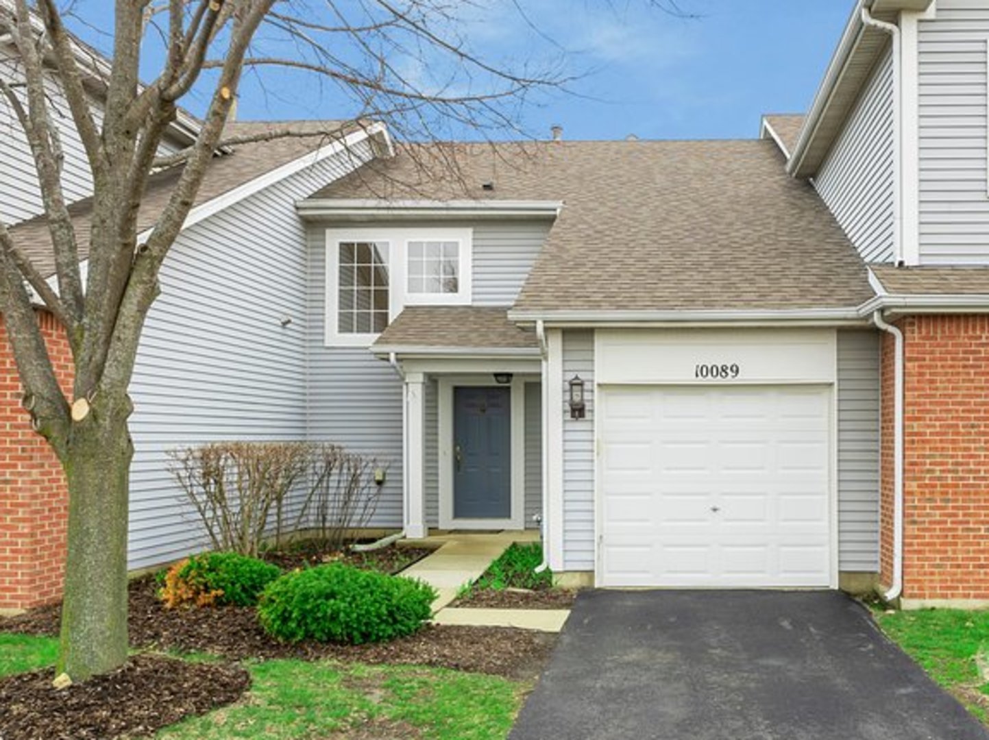 10089 Thornton Way, Huntley, IL