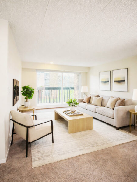 13635 Lamon Avenue #A17, Crestwood, IL