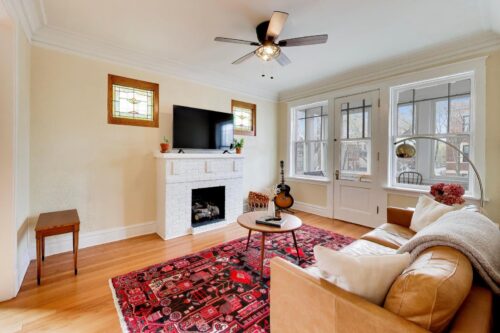 1657 W Winona Street, Chicago, IL