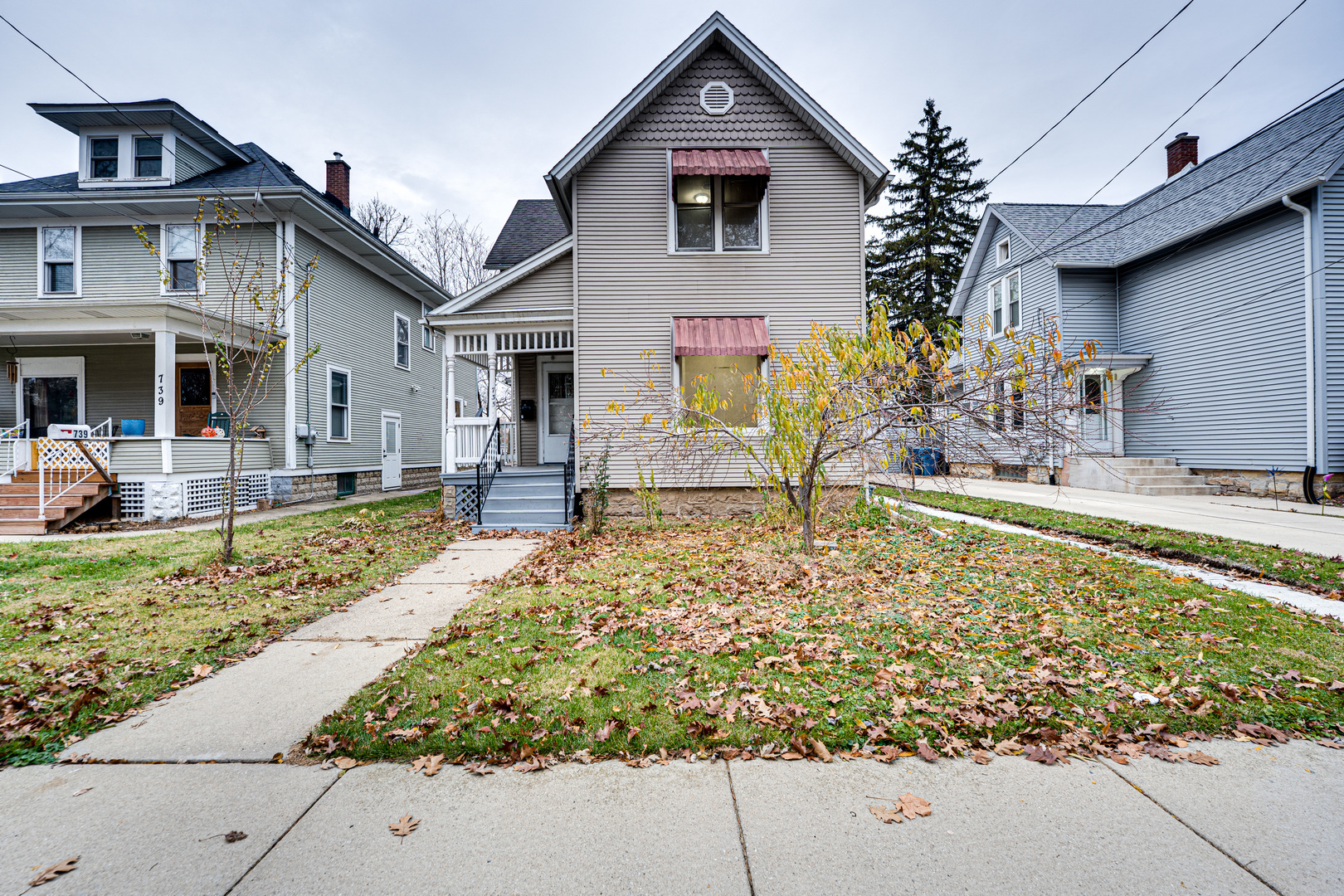 735 Sexton Street #2, Aurora, IL