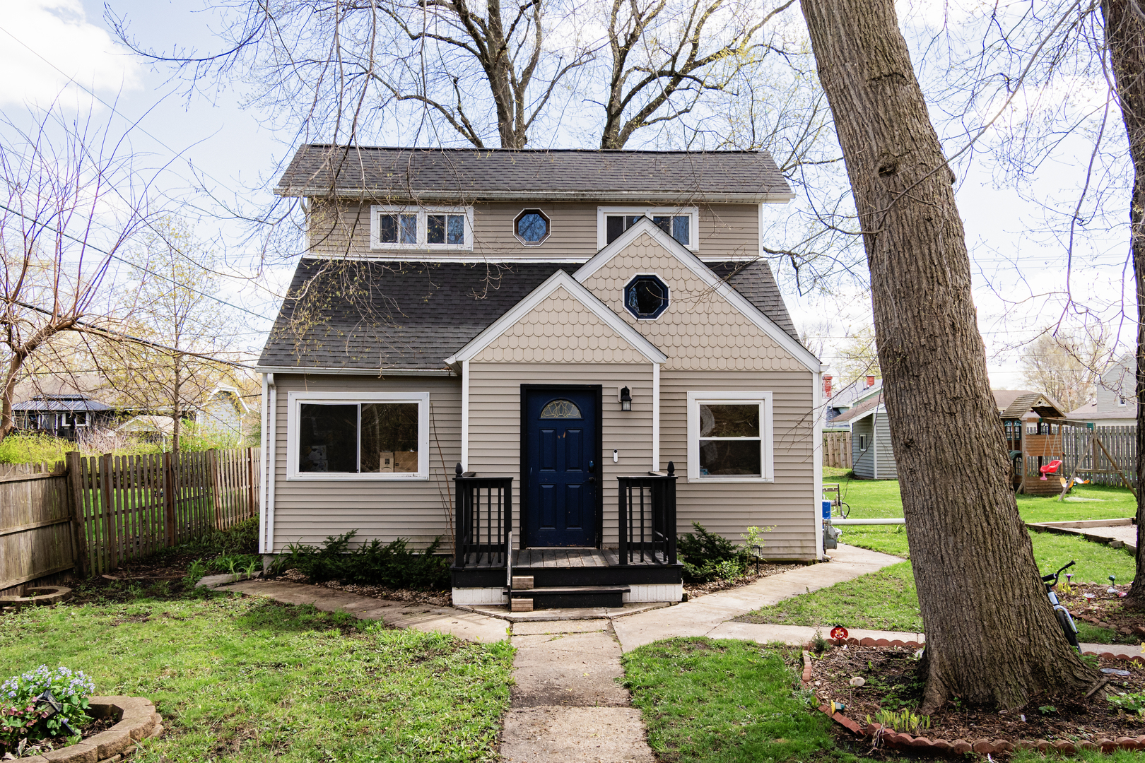 5321 Cleveland Drive, McHenry, IL