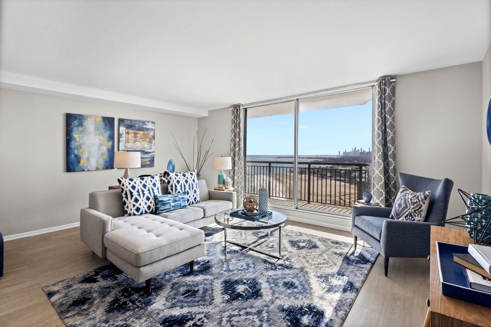 6007 N Sheridan Road #23G, Chicago, IL